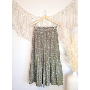 Simplee Boutique Green Floral Pleated Midi Skirt S